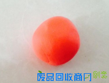 步骤1:搓红色圆球