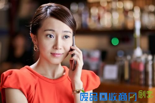 许歌《旋风十一人》成俏红娘 为曾黎胡歌牵线