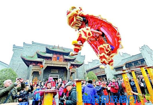 武汉：园博园里年味浓