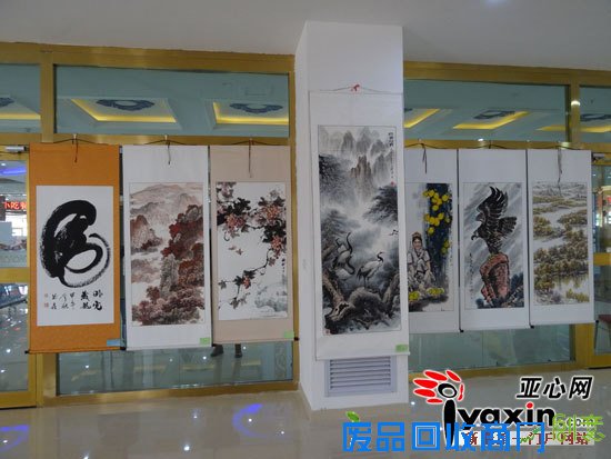 环塔拉力赛新疆和硕赛区书画摄影展成亮点