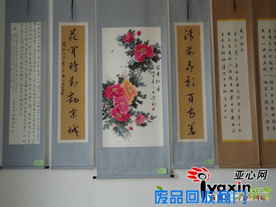 环塔拉力赛新疆和硕赛区书画摄影展成亮点