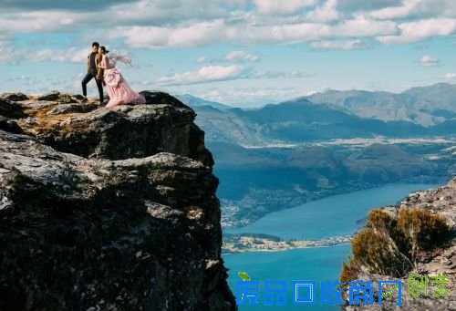 吴奇隆刘诗诗明日大婚 再曝婚纱照夫妻热吻闪瞎众人