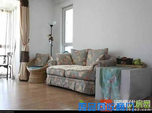 勤俭夫妻旧物改造 2万多DIY精致58平简约美