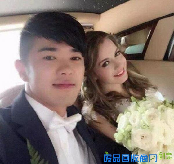 少年出动100辆豪华跑车迎娶俄罗斯美女！