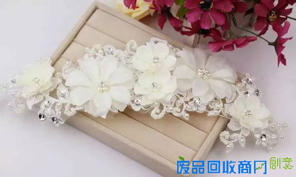配饰对于新娘造型的重要性