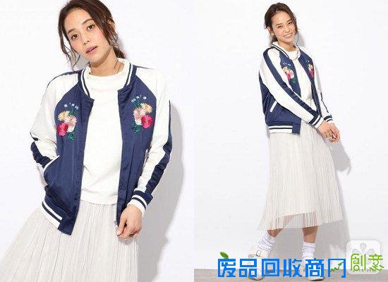 明星潮人都在穿 刺绣夹克REAL RED