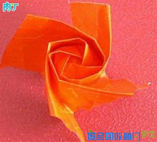 手工DIY一款很逼真折纸玫瑰花的折法图解教程