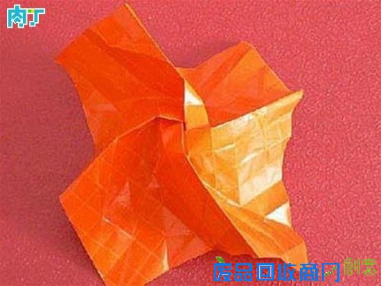 手工DIY一款很逼真折纸玫瑰花的折法图解教程