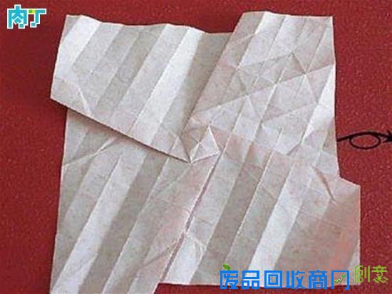 手工DIY一款很逼真折纸玫瑰花的折法图解教程