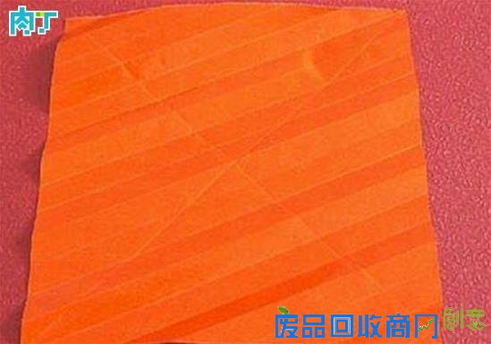 手工DIY一款很逼真折纸玫瑰花的折法图解教程