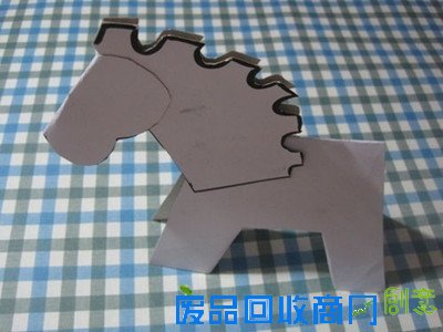 瓦楞纸、卡纸手工制作图片教程 可爱的小木马◆肉丁儿童网