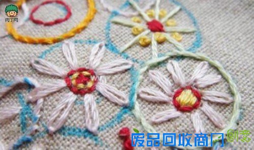 《爱心树》手工刺绣成品及详细绣法分解步骤和图纸