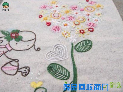 《爱心树》手工刺绣成品及详细绣法分解步骤和图纸