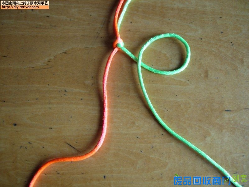 亦可以连续数十个平结编成手链