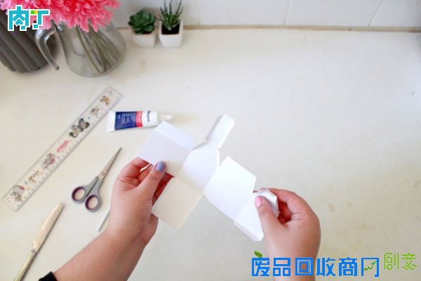 可爱的卡纸房子的手工制作方法图解教程◆肉丁儿童网