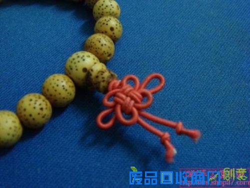如何编制佛珠手链上的中国结图解