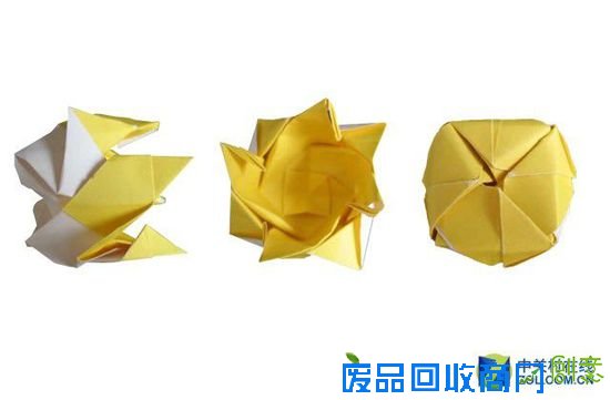 折纸时代1.4：世界接吻日 纸玫瑰助兴