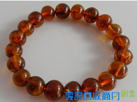你知道吗?琥珀手串珠链颗数的数量是很有讲究的。
