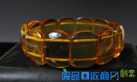你知道吗?琥珀手串珠链颗数的数量是很有讲究的。