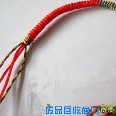 简单编绳手链图解你知道吗 七步轻松掌握