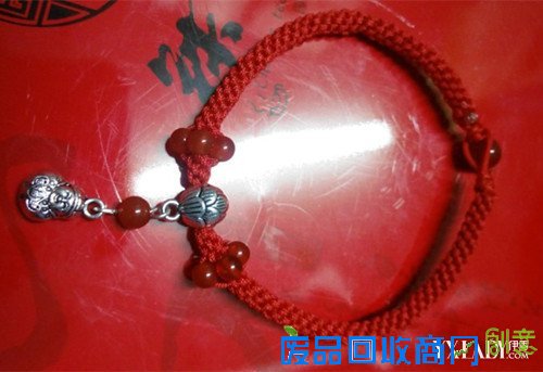 【图】编绳手链的方法图解 教你编一个漂亮的手链