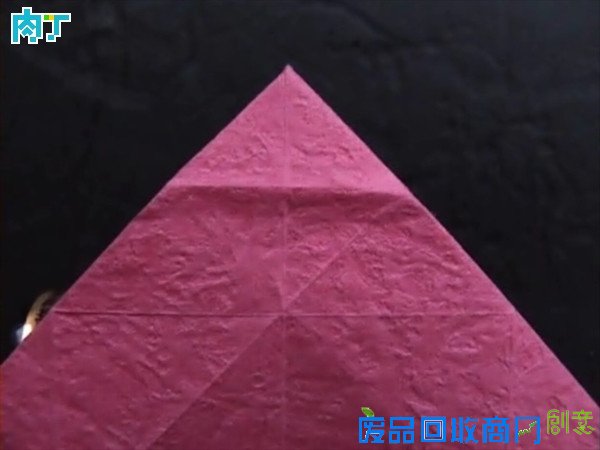 50种纸玫瑰的折法之带枝叶纸玫瑰花折纸方法图解 玫瑰花叶折法╭★肉丁网