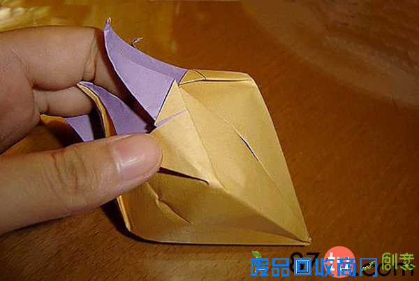 娇羞欲滴的铃兰折纸图解教程