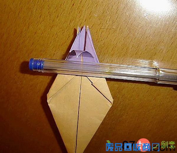 娇羞欲滴的铃兰折纸图解教程