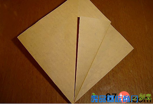 娇羞欲滴的铃兰折纸图解教程