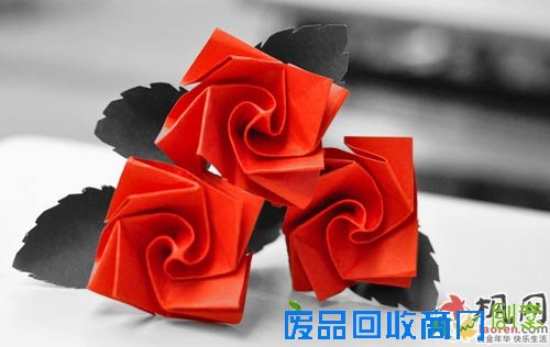 手工制作折纸大全：如何折纸玫瑰 纸玫瑰的折法图解
