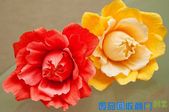 玫瑰花的折法之皱纹纸巧克力玫瑰花的简单制作图解图片