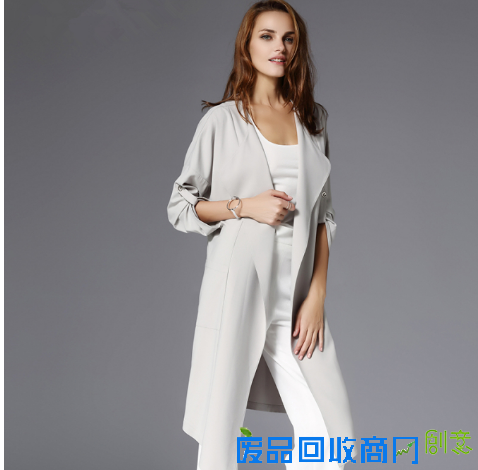 风衣搭配技巧图片 欧美时尚风衣街拍