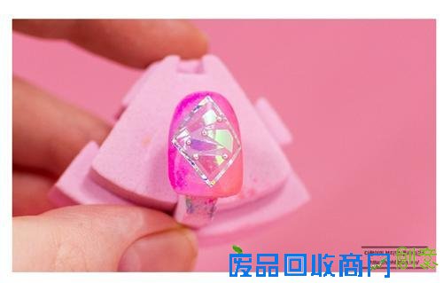 自己DIY省下五百块!玻璃甲条纹甲在家这样做