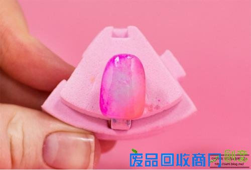 自己DIY省下五百块!玻璃甲条纹甲在家这样做