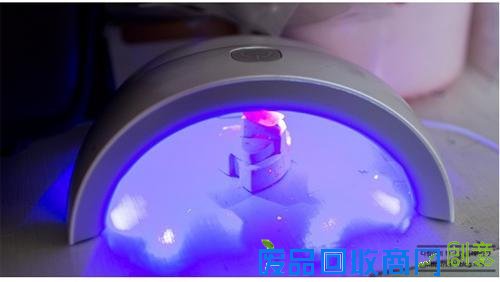 自己DIY省下五百块!玻璃甲条纹甲在家这样做