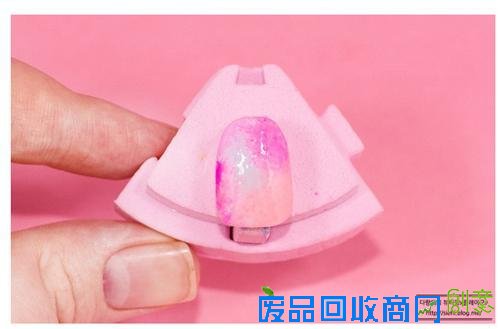 自己DIY省下五百块!玻璃甲条纹甲在家这样做