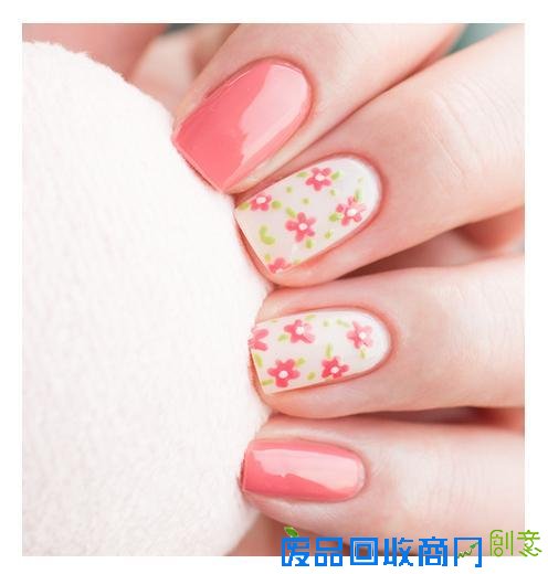 自己DIY省下五百块！玻璃甲条纹甲在家这样做