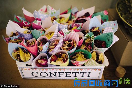 英国最节俭新娘婚礼用品全靠手工制作省10万开支