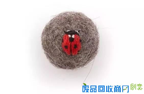 刺绣，这股风在时尚圈怎么刮，终究还是没有中国来的细腻