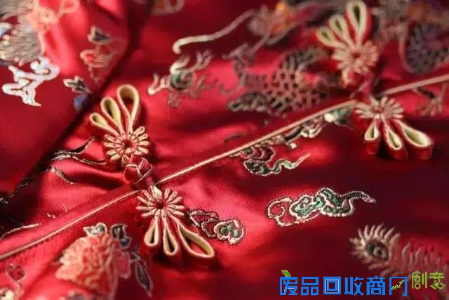 刺绣，这股风在时尚圈怎么刮，终究还是没有中国来的细腻