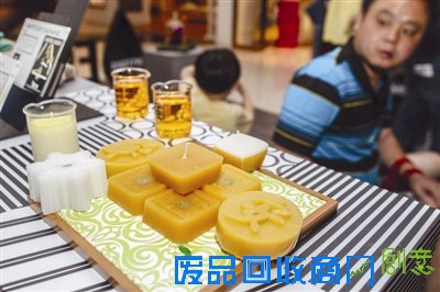 想自己DIY很小资范儿的精油香薰蜡烛? 上周末,好多小伙伴来杭州大厦C座上课呢