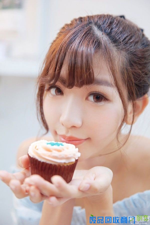 文静女孩清纯写真图片 可爱美女分分钟俘获宅男