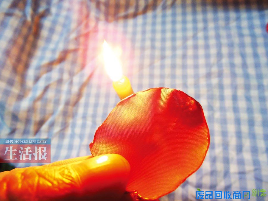 高清图：剪贴拼碎布变玫瑰花 跟着手工达人一起学