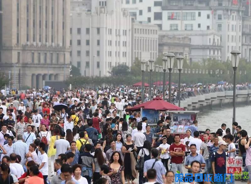 别去看人从众啦，视界给你推荐景好人少的远方！