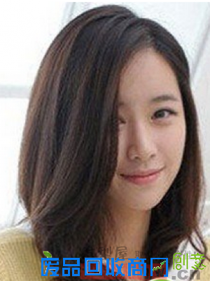 女神中长发型图片 秋日出行唯美吸睛