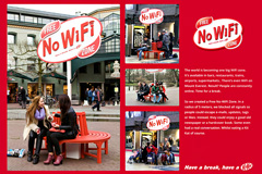 雀巢KitKat巧克力户外广告