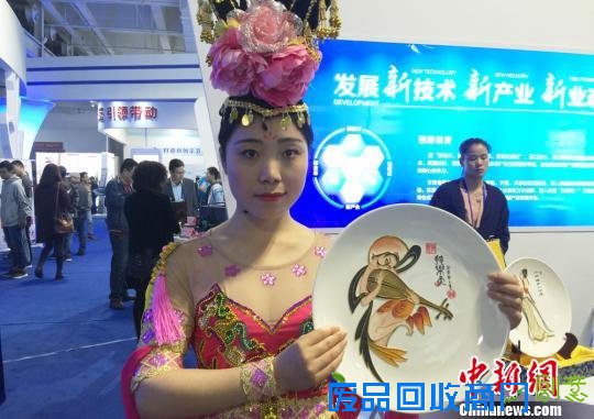 甘肃“双创”成果展:机器人和手工创意等作品吸睛(图)