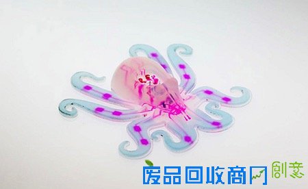  哈佛研发全球首个全软体章鱼机器人Octobot