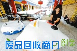 “晋心宝宝”的底座面碗需要多人才能搬动