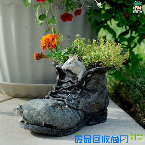 自制旧鞋怎么处理 旧鞋变花盆的35个DIY多姿多彩样例